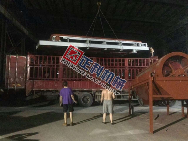 水蜜桃视频在线观看板带喂料机发货啦！